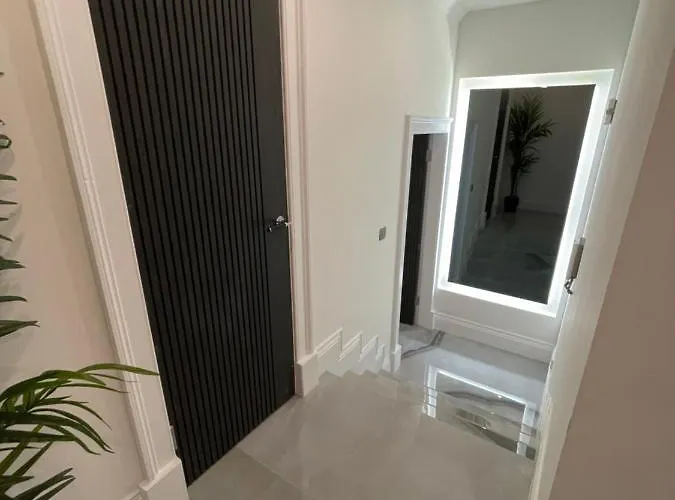 Royal Mile 2bedroom * Эдинбург