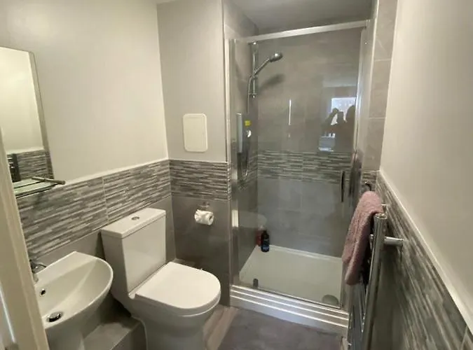 公寓 Fabulous 3 Bedroom Flat 爱丁堡