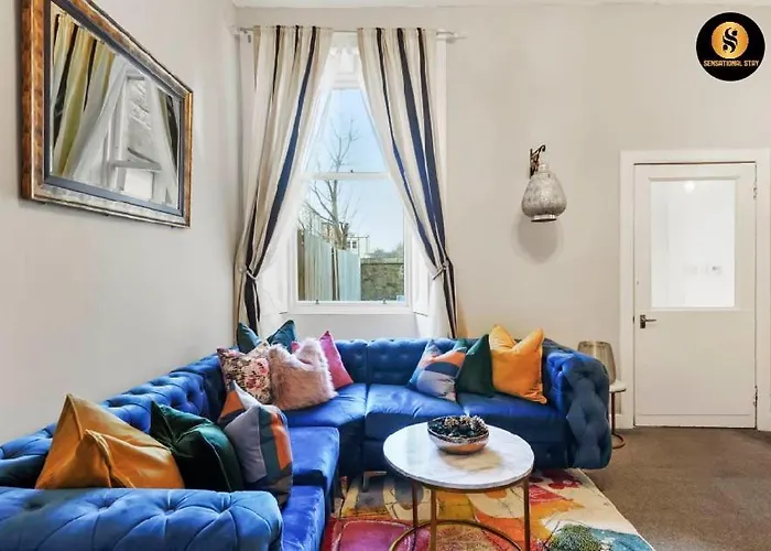 Apartament Lovely 4 Bedroom With 7 Beds And Free Parking Edynburg