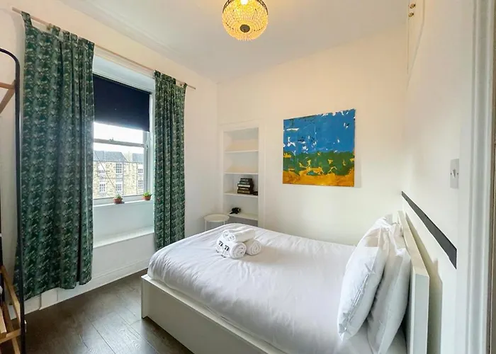 아파트 Open Plan 2 Bed Apt, Near Castle 에든버러