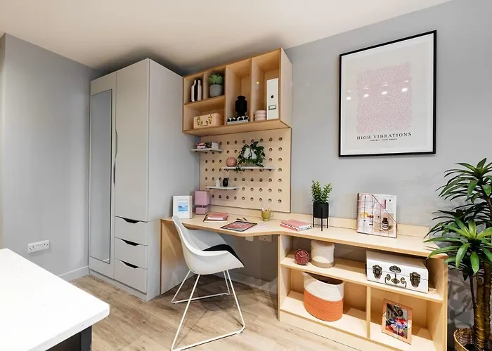 Modern At Huxley In The Heart Of Edinburgh