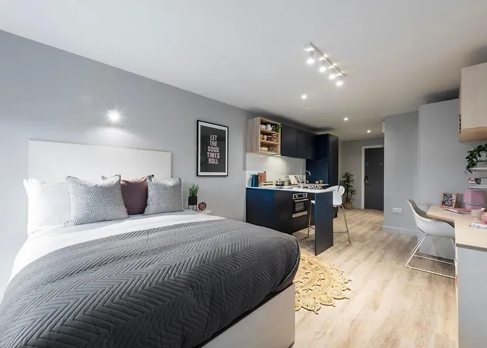 Modern At Huxley In The Heart Of Edinburgh