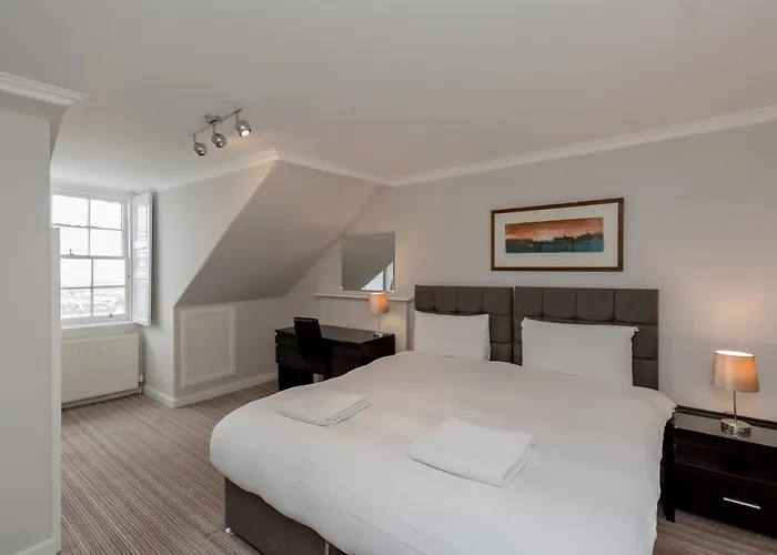 York Place By Destination Apartman *