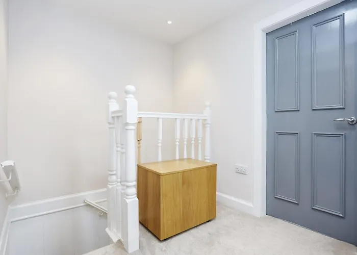 Fabulous 5 Double Bedroom Old Town Edimburgo