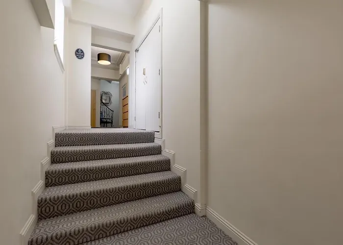 Southside By Destination * אדינבורו