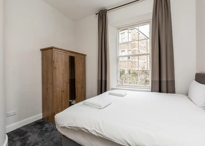 דירה Southside By Destination אדינבורו