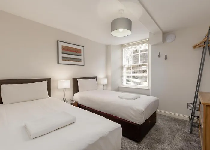 Southside By Destination * אדינבורו