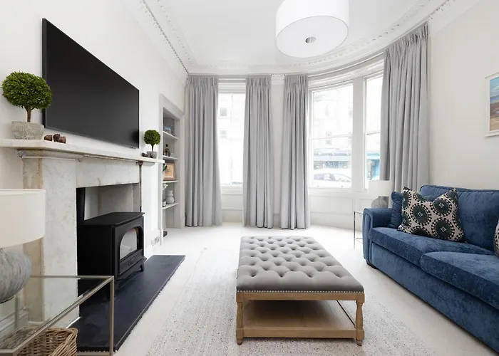 Stylish 3-bedroom Getaway