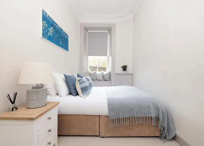 Stylish 3-bedroom Getaway Апартаменты Эдинбург