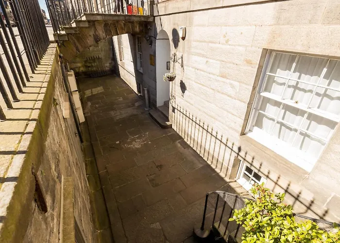 York Place By Destination Edinburgh