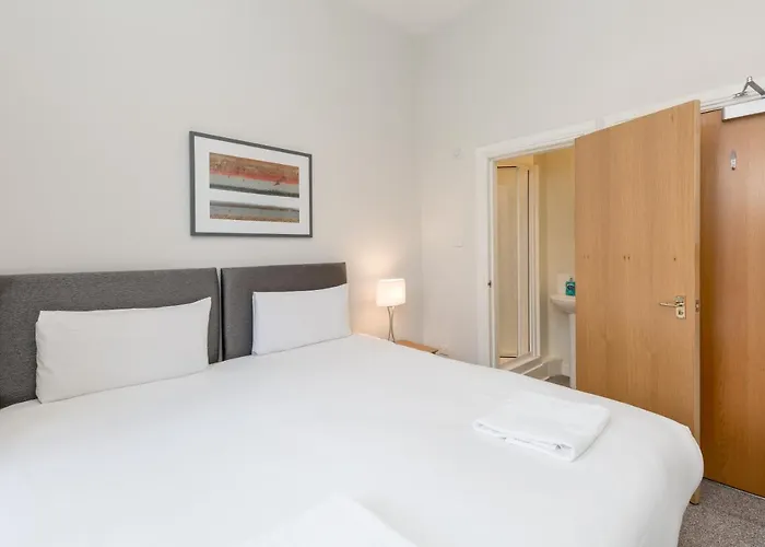 Southside By Destination * אדינבורו