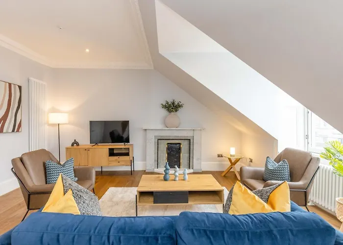 Dragon - Ladon - 2 Bed Centre Luxury Apartment Edinburgh