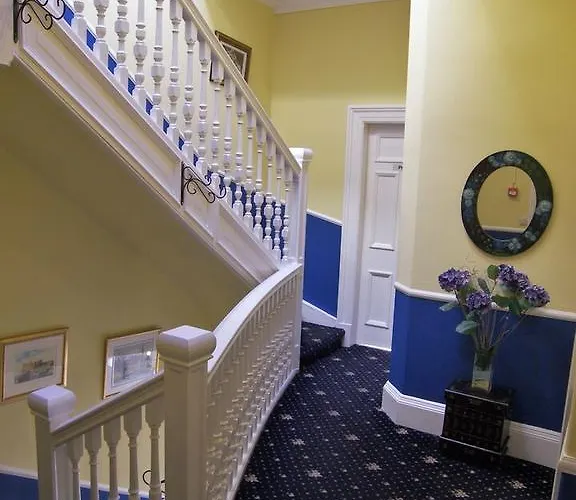 Ardleigh House 3* Edinburgh