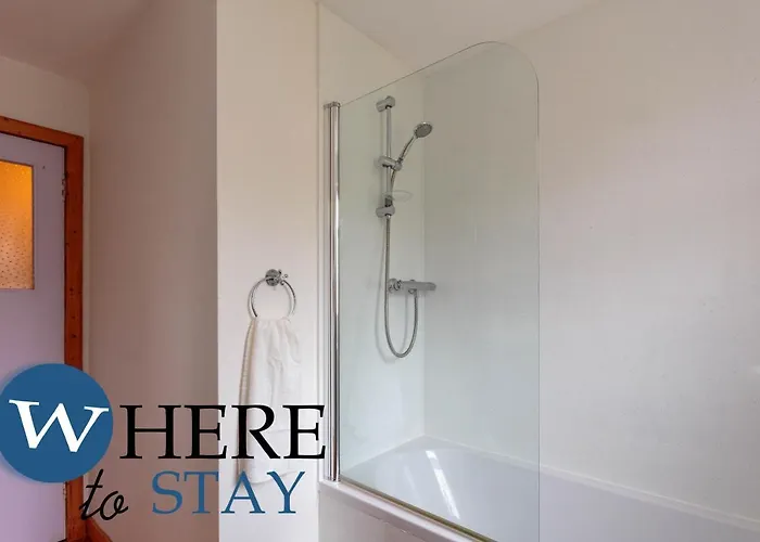 Apartment Lovely By The Hillwood Park-free Parking Edinburgh