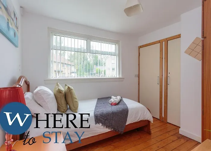 Apartment Lovely By The Hillwood Park-free Parking