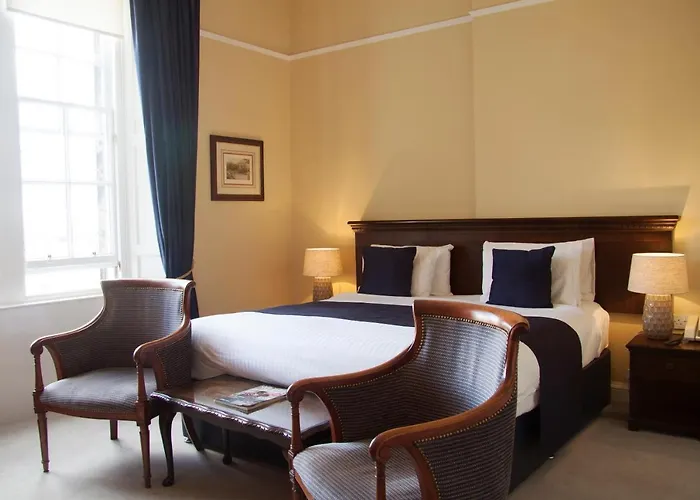 Royal Scots Club 3*