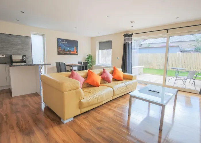 Stylish Modern Newly Built 15 Min From Centre Apartament Edynburg
