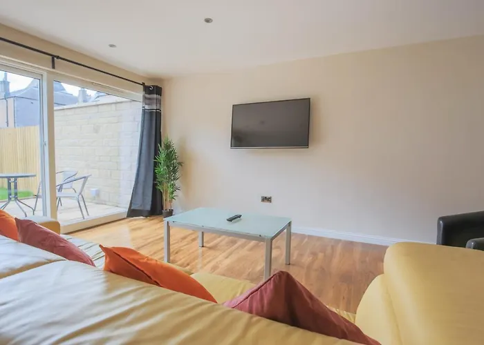 Stylish Modern Newly Built 15 Min From Centre Edynburg