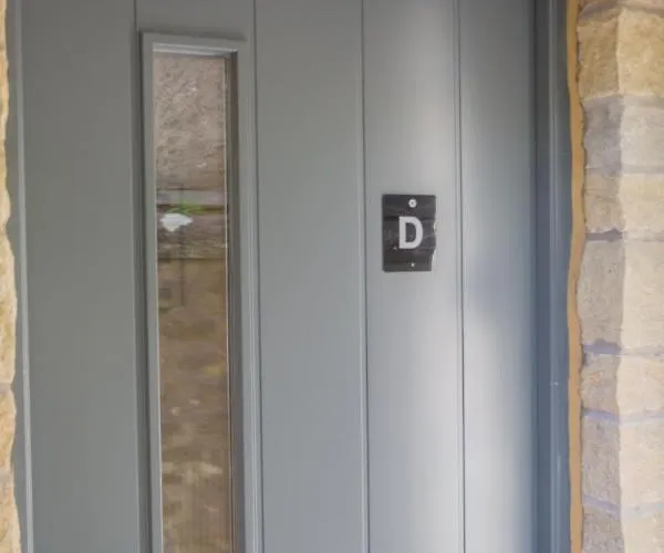 Stylish Modern Newly Built 15 Min From Centre Apartament *