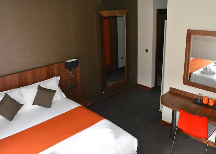 Hotel The Place 4*