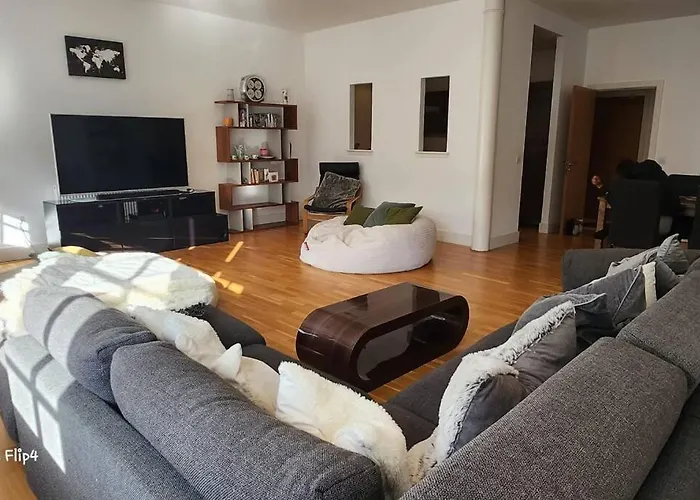 Апартаменты Spacious 2 Bedroom