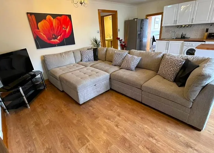 Chalet Elegant 2 Bedroom