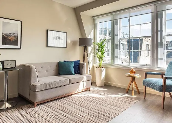 Hotel apartamentowy Heeton Concept Queen Street Edynburg