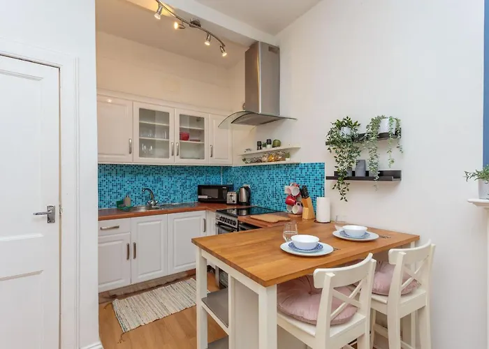 Warm 1bed Flat Leith Walk アパート