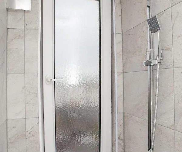 Peaceful Oasis By The Sea *