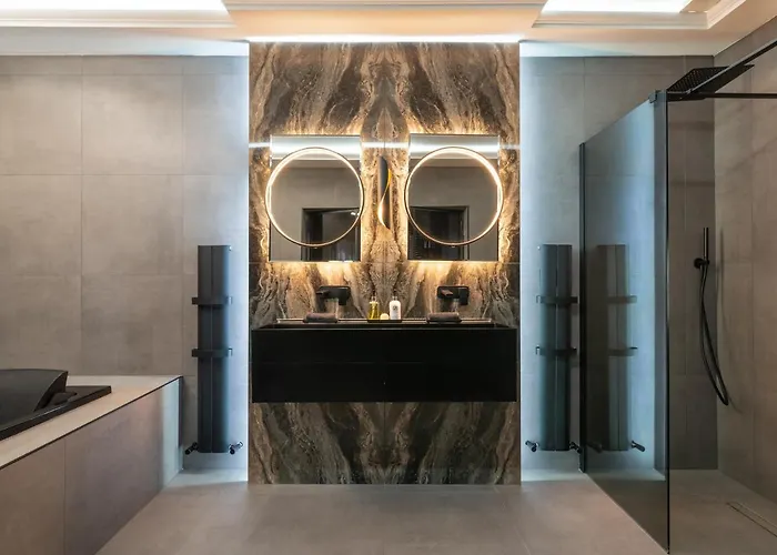 Apartment Sovo - Luxury Romantic Westend With Jacuzzi Bath *