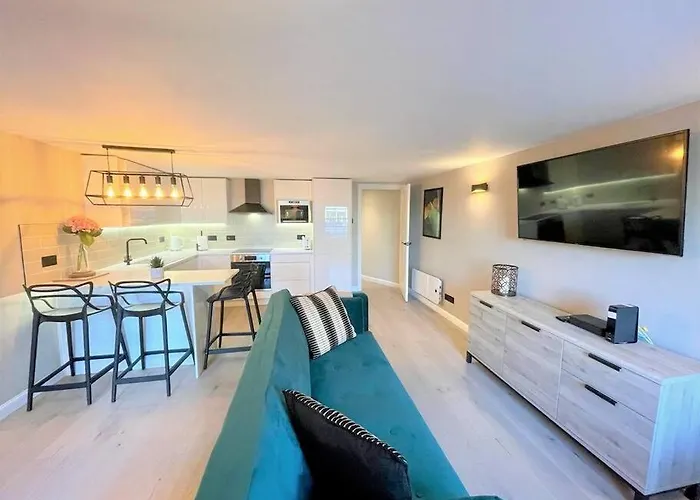 Stylish, And Cosy 1bd Nr Canongate *