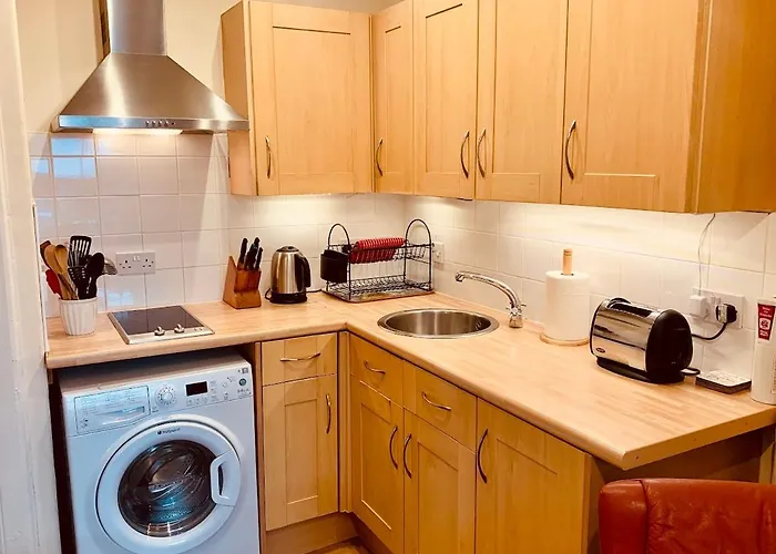 Royal Mile Apt, Just 1 Min From Castle! *