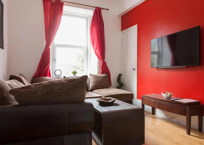 My Meadows, Centre Apartment, Sunny&spacious