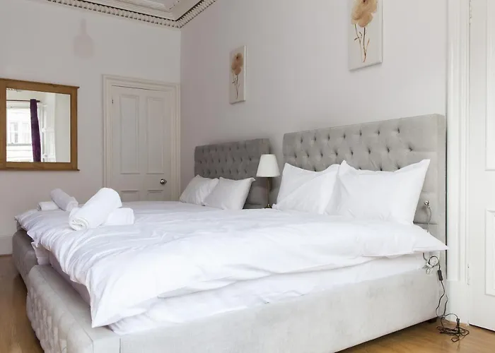 My Meadows, Centre Apartment, Sunny&spacious Appartement *