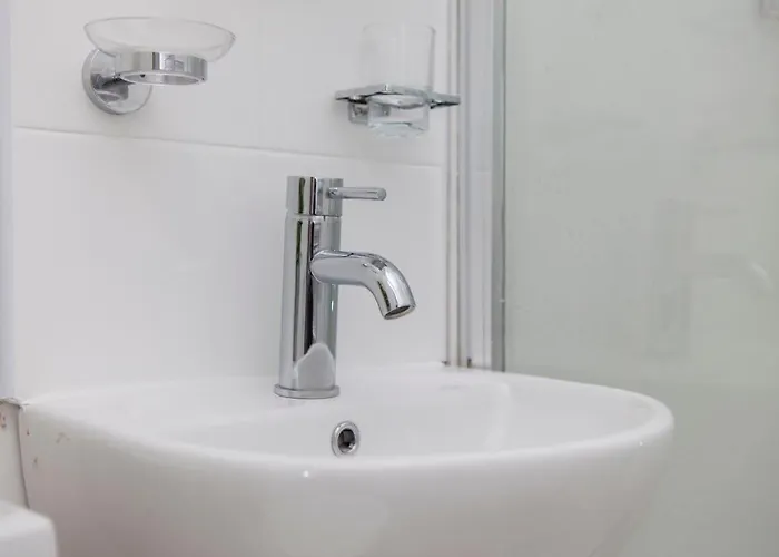 My Meadows, Centre Apartment, Sunny&spacious *