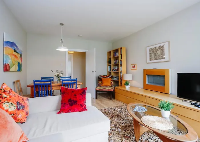 Apartment 2-bedroom Old Town Edinburgh