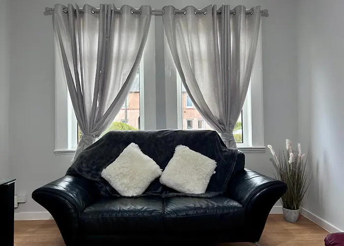 Urban Oasis:perfect In City Apartment Edinburgh