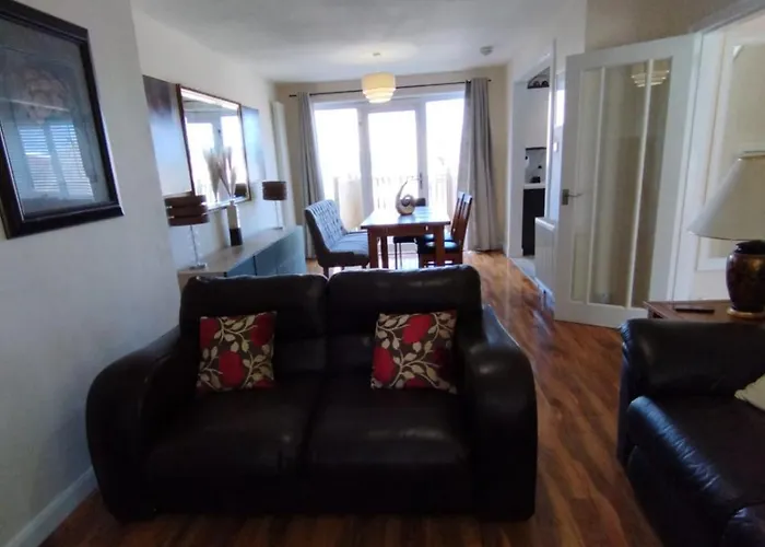Villa 3 Bed House In - Private Parking Edimburgo