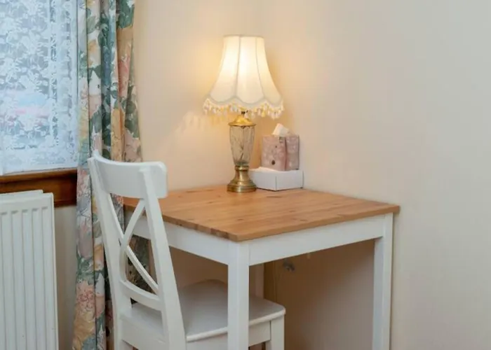 Spacious Murrayfield Flat - Pass The Keys בית נופש *