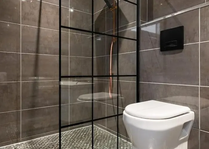 דירה Spacious Modern Centre Castle Views אדינבורו