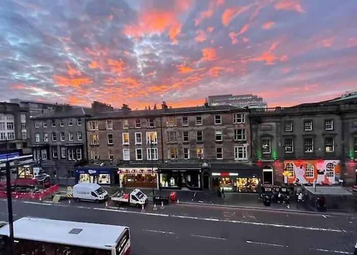 דירה Spacious Modern Centre Castle Views