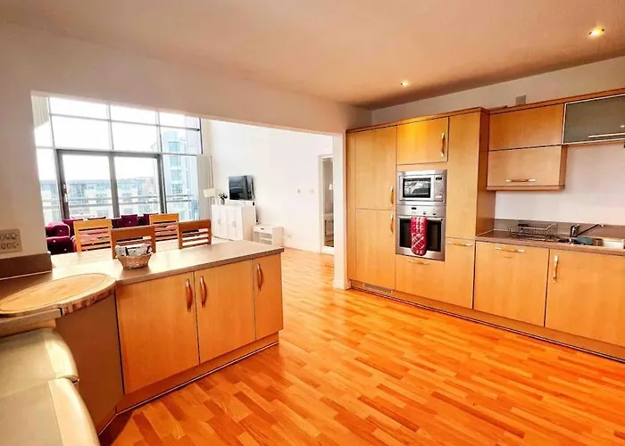 Daire Spacious Penthouse Edinburgh