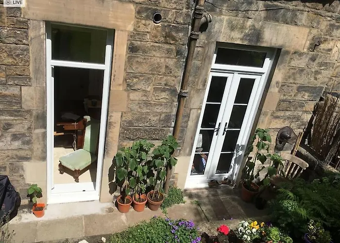 Apartmán The Holyrood Park Hideaway Is A Lush & Arty 2 Double Bed *