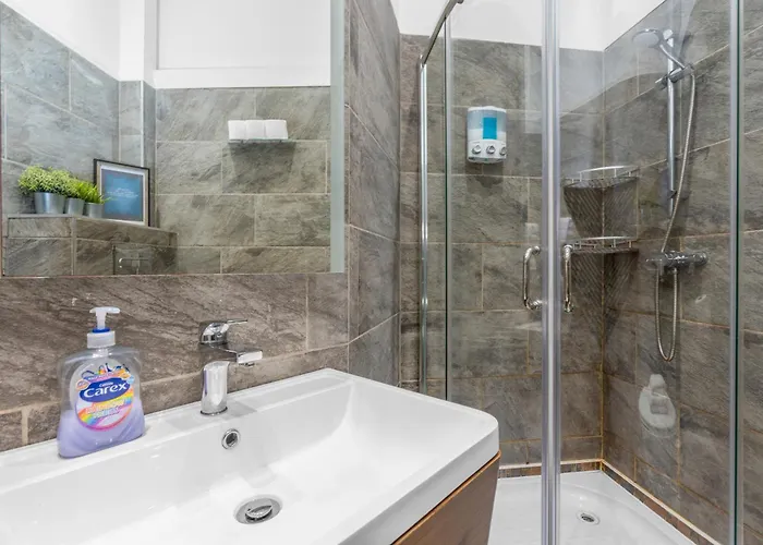 Cosy Modern Centre Flat * Edinburg