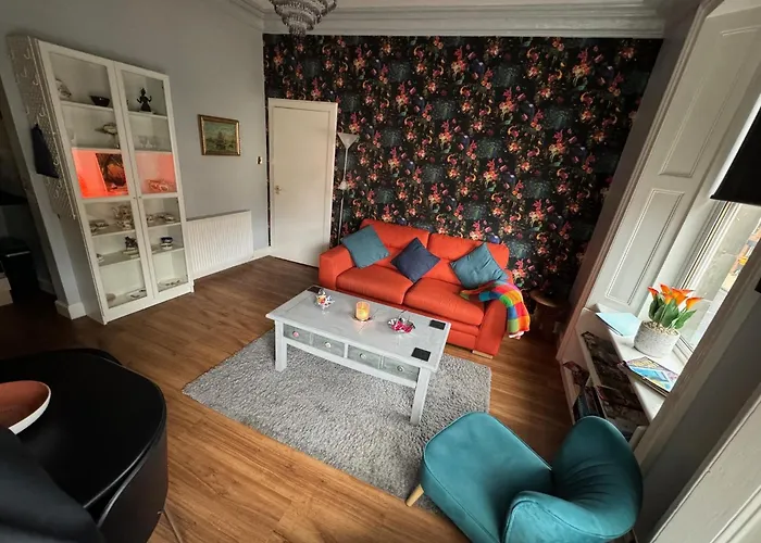 Two Bedroom With Free Side Street Parking 24 * Edinburgh