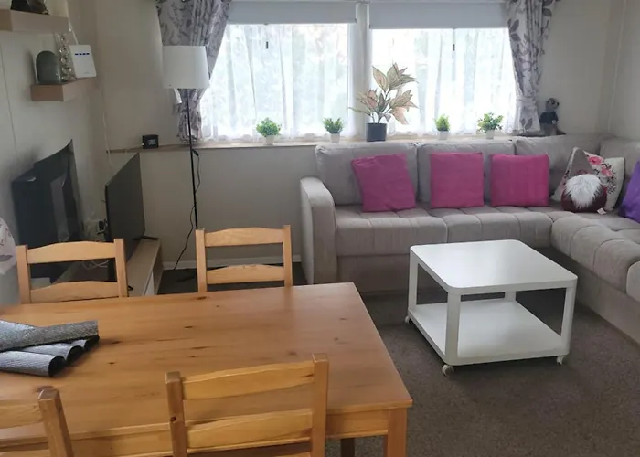 Cozy Caravan Near Holiday home Edinburgh