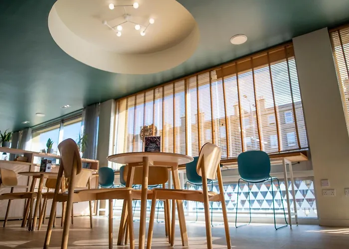 Хостел Edinburgh Central Accommodation *