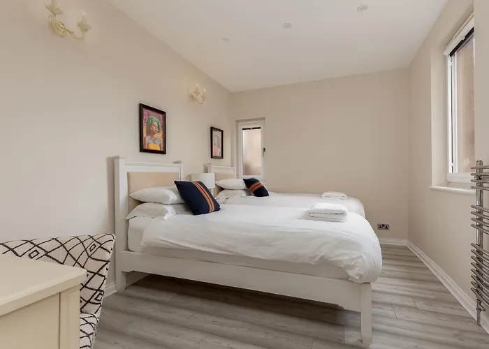 Stylish Victorian Apartment's Close To The Botanical Gardens, Free Parking! Apartman *