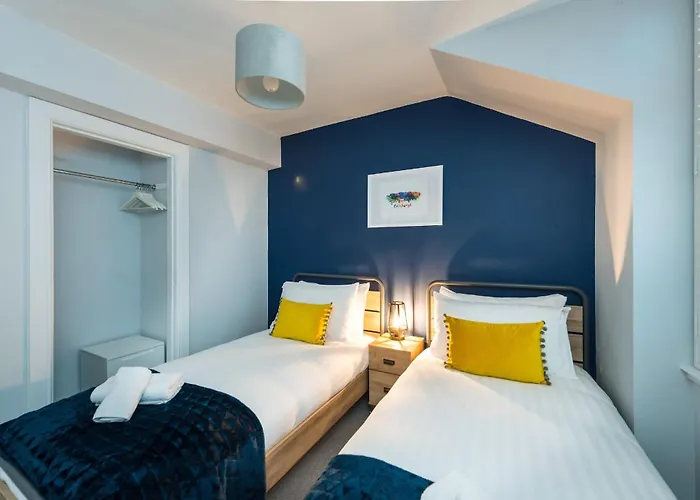 Apartment Quiet, 2 Bedroom Royal Mile Gem *