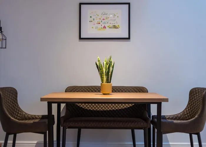 Apartment Quiet, 2 Bedroom Royal Mile Gem *